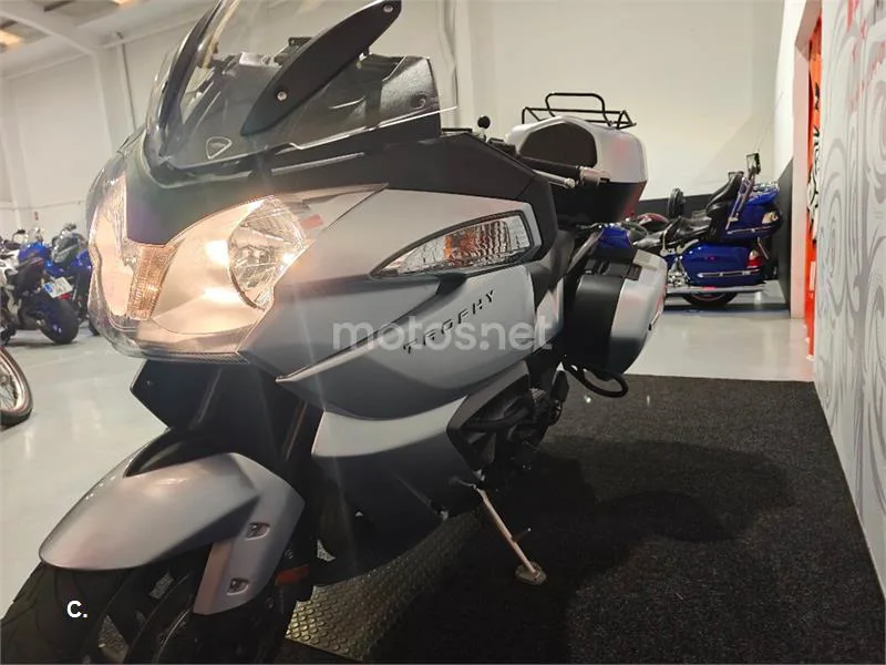 Triumph Trophy 1200 – Vista 5