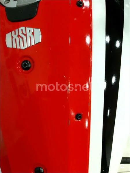 Yamaha XSR 700 – Vista 8