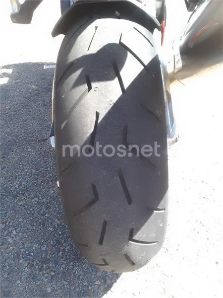 Aprilia RSV Mille – Vista 12