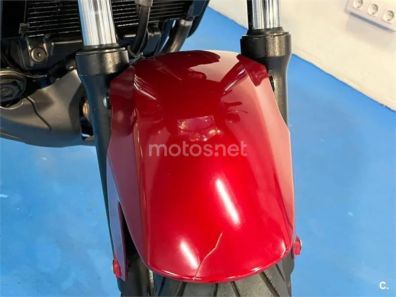Honda NC 750 – Vista 25