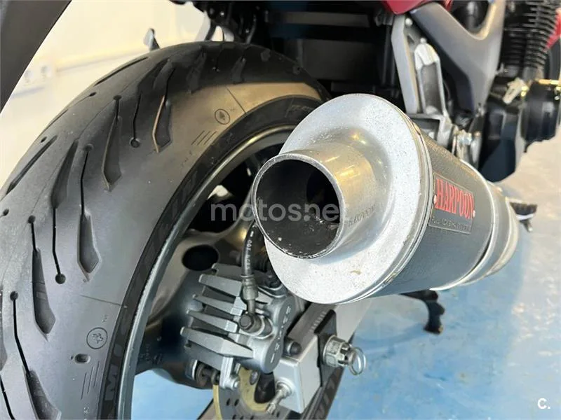 Kawasaki ZR-7S – Vista 22