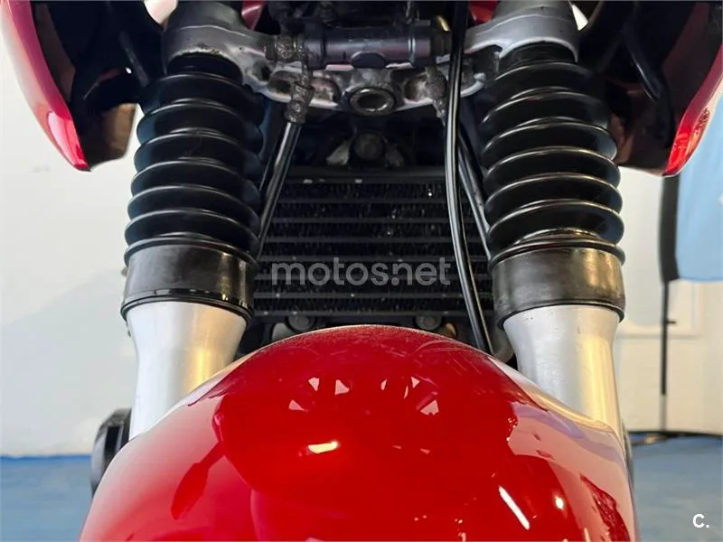 Kawasaki ZR-7S – Vista 29