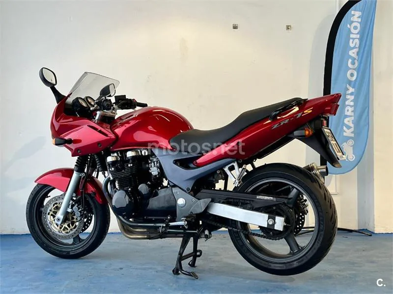 Kawasaki ZR-7S – Vista 4