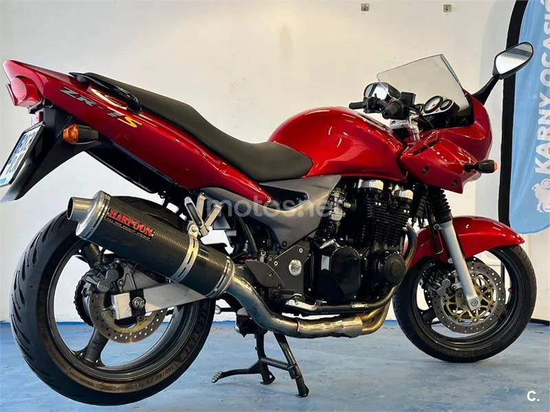 Kawasaki ZR-7S – Vista 5