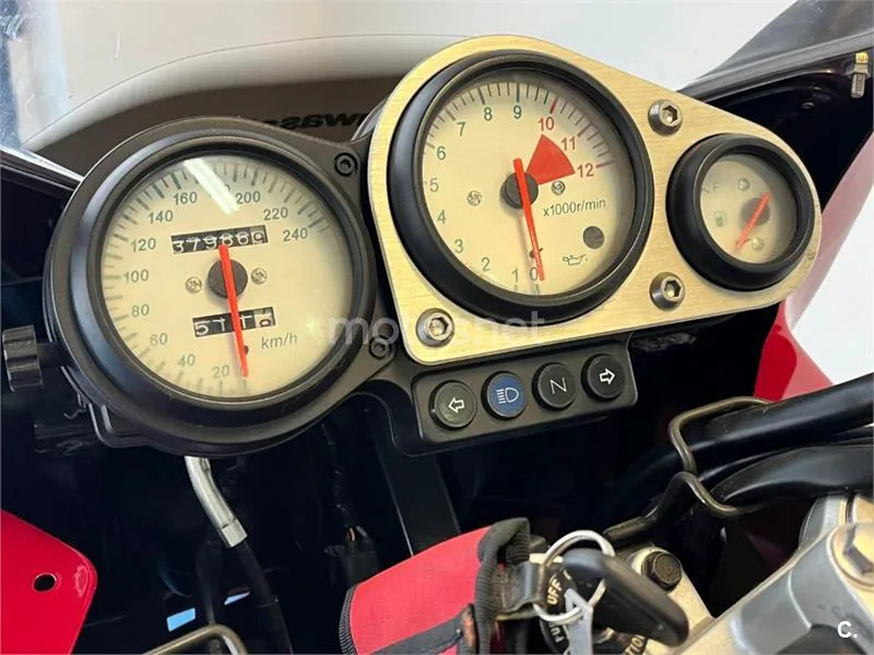 Kawasaki ZR-7S – Vista 53