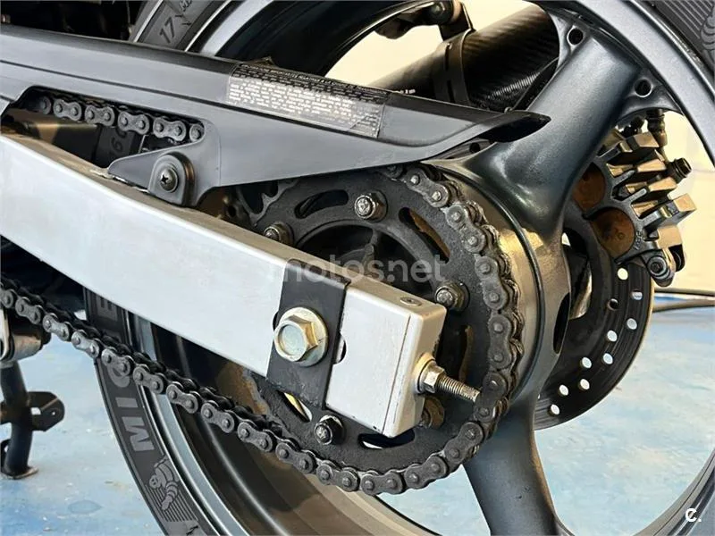 Kawasaki ZR-7S – Vista 54