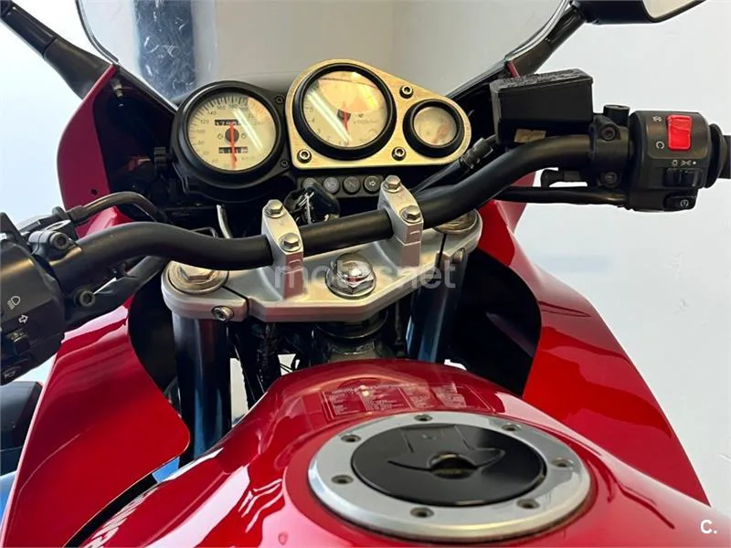 Kawasaki ZR-7S – Vista 59