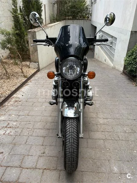 Honda CB1100 - Vista 11