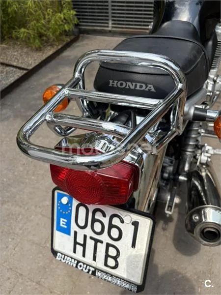 Honda CB1100 - Vista 4