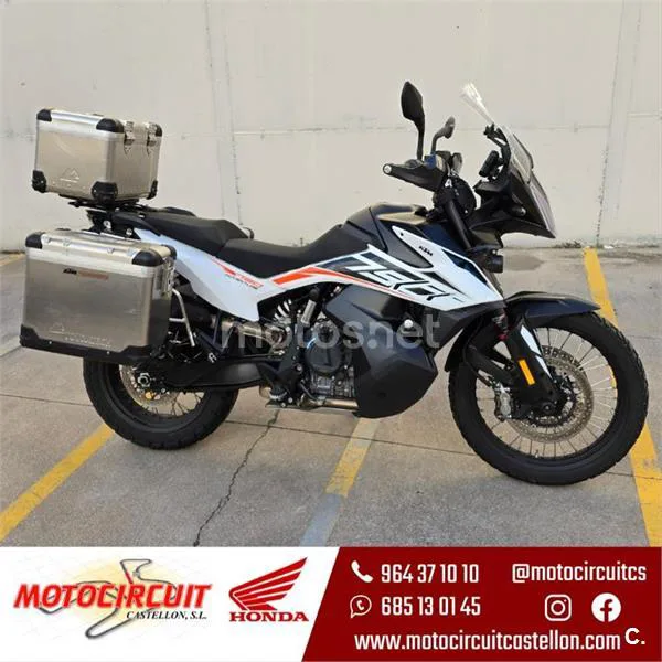KTM 790 – Vista 17
