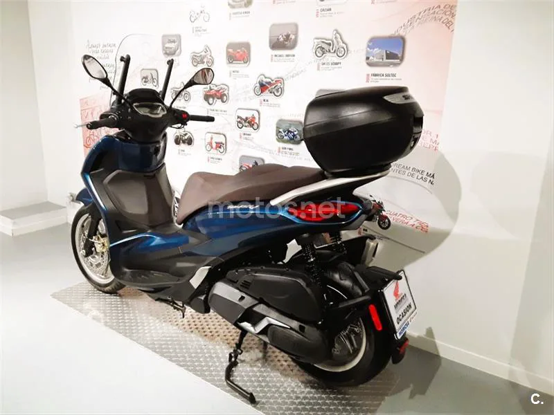 Piaggio Beverly – Vista 6