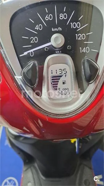 Yamaha D'elight 125 – Vista 7