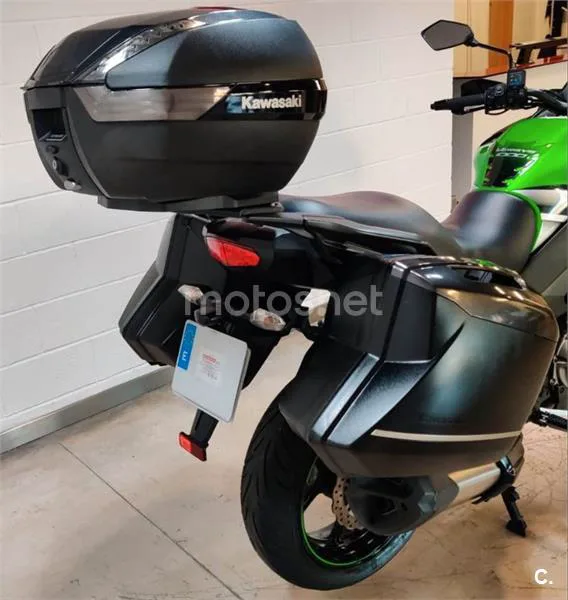 Kawasaki Versys 1000 – Vista 24