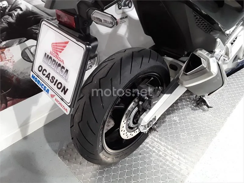 Honda Forza 750 – Vista 7