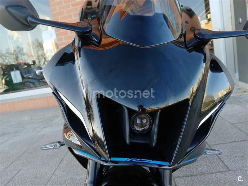 Yamaha R7 – Vista 14