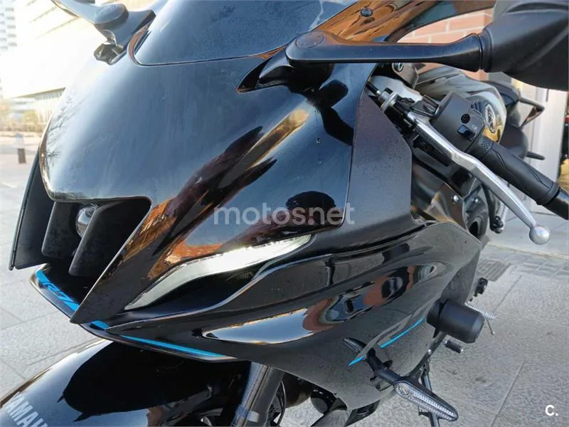 Yamaha R7 – Vista 19