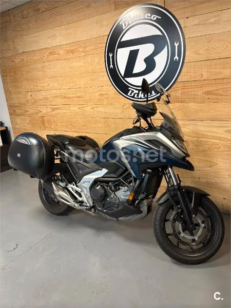 Honda NC 750 X – Vista 16