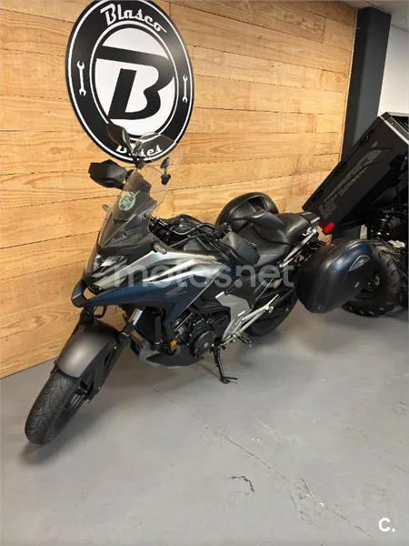 Honda NC 750 X – Vista 7