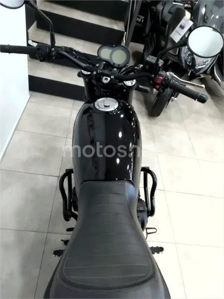Benelli Leoncino 500 – Vista 5