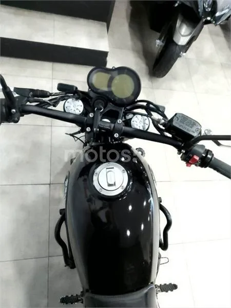 Benelli Leoncino 500 – Vista 8