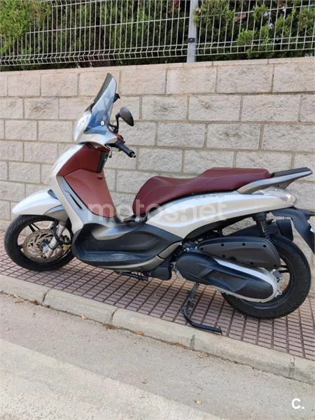 Piaggio Beverly 3300 € 2017 Alicante - 1