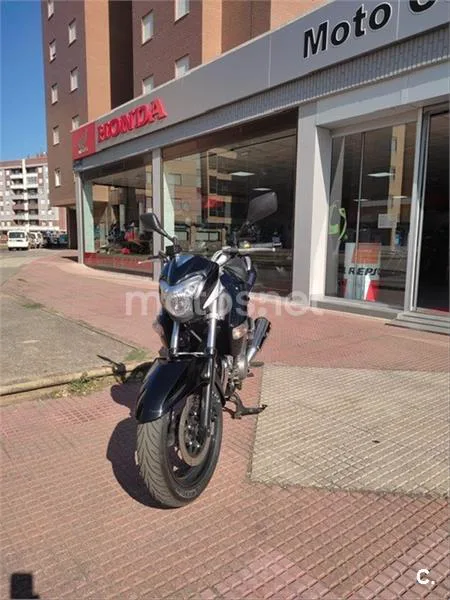 Suzuki Inazuma 250 – Vista 5
