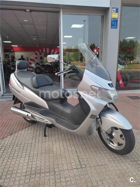 Suzuki Burgman 400 – Vista 7