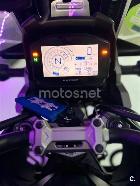 Suzuki V-Strom 1050 – Vista 9