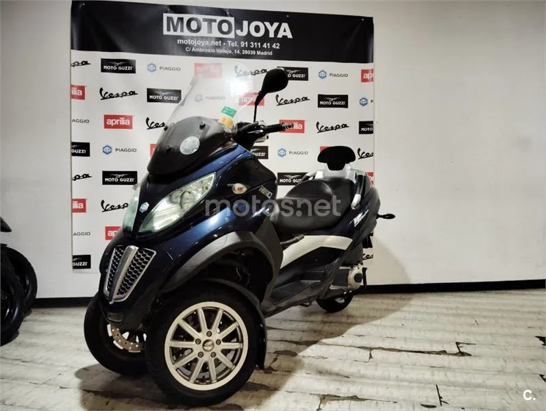 Piaggio MP3 LT 300 Touring – Vista 4