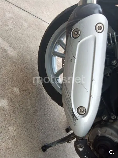 Piaggio Beverly 250 – Vista 8