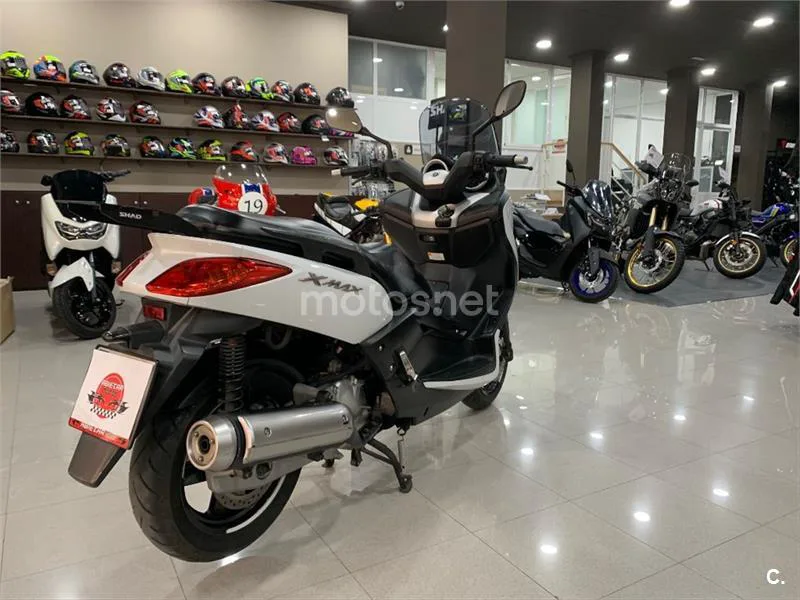 Yamaha XMAX 125 – Vista 7