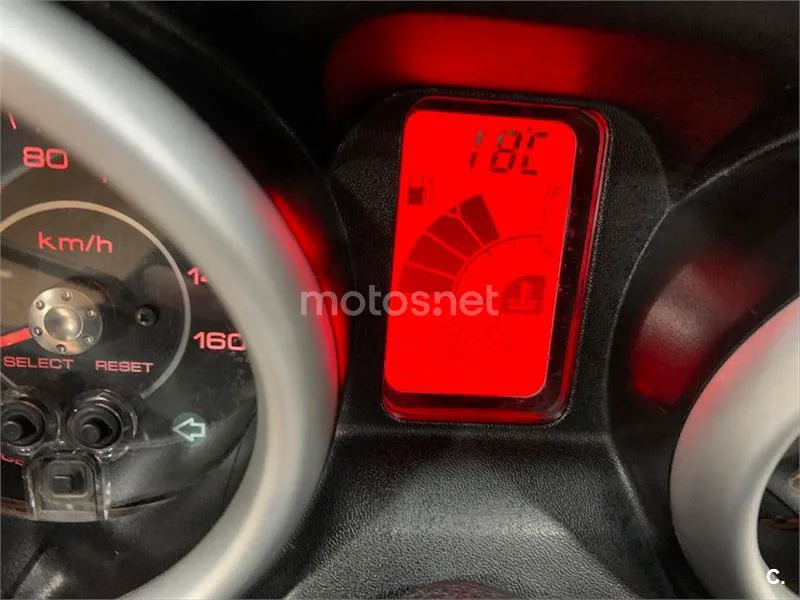 Yamaha XMAX 125 – Vista 10