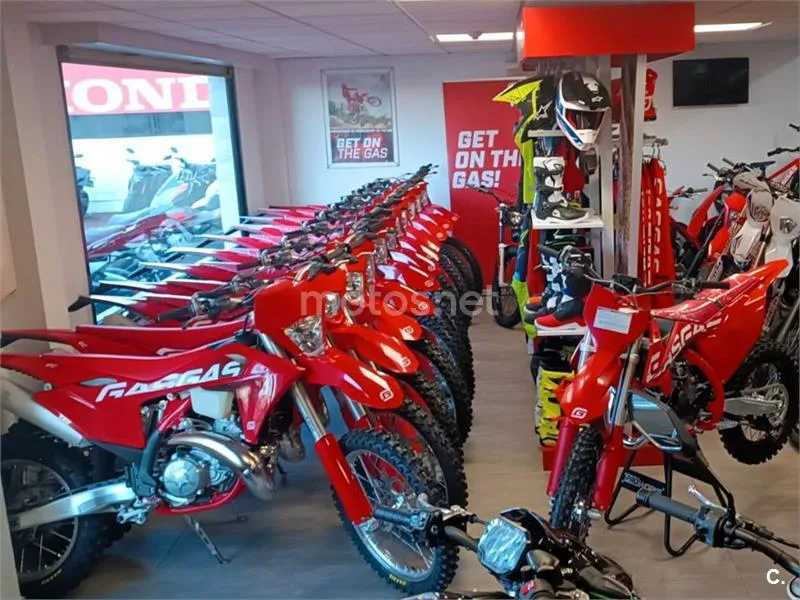 Honda NT1100 – Vista 19