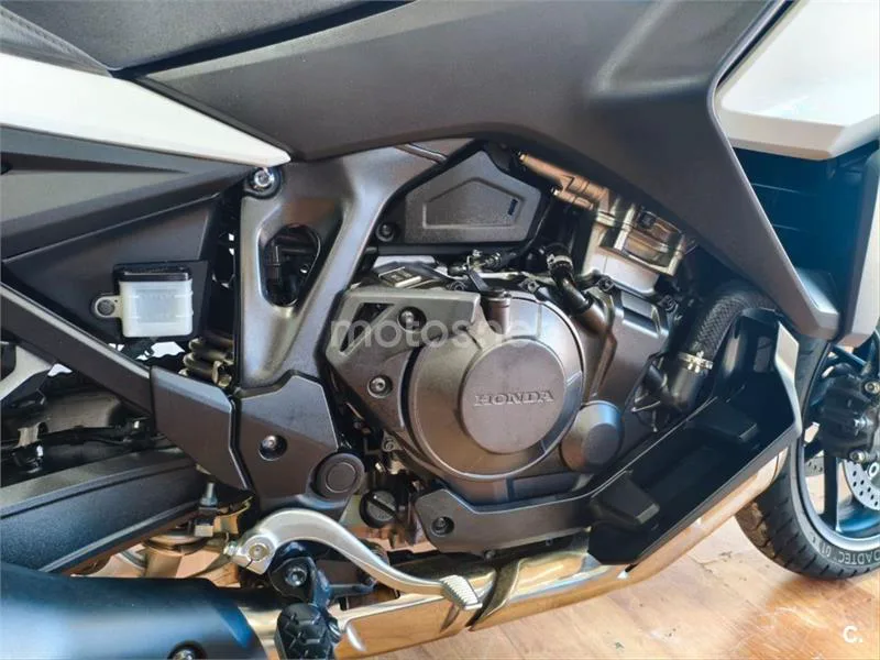 Honda NT1100 – Vista 5