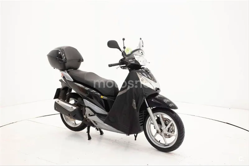 Honda SH 300i – Vista 9