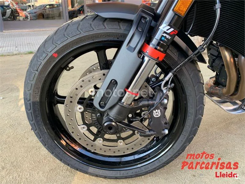 Husqvarna Svartpilen 801 – Vista 4
