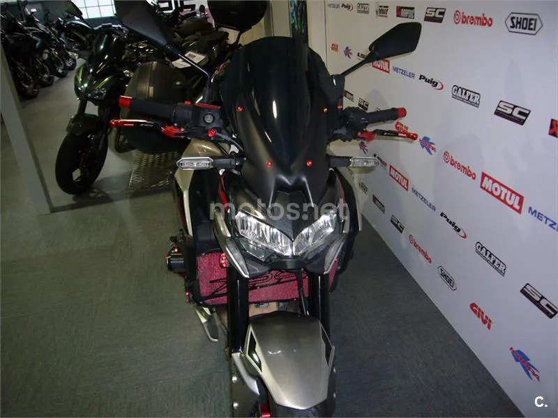 Kawasaki Z900 – Vista 4