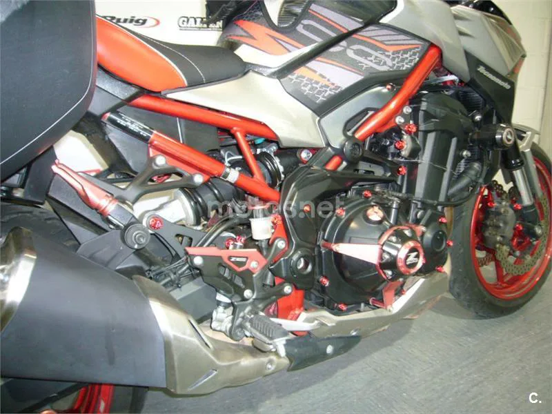 Kawasaki Z900 – Vista 7