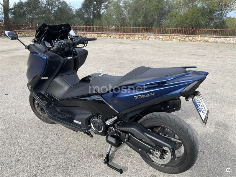 Yamaha TMAX 530 – Vista 4
