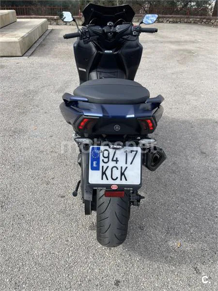 Yamaha TMAX 530 – Vista 9