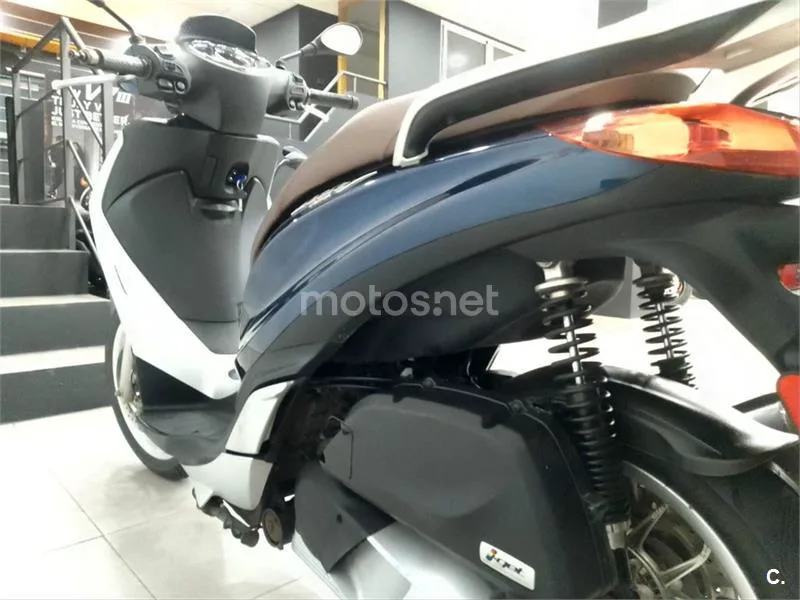 Piaggio Medley – Vista 4