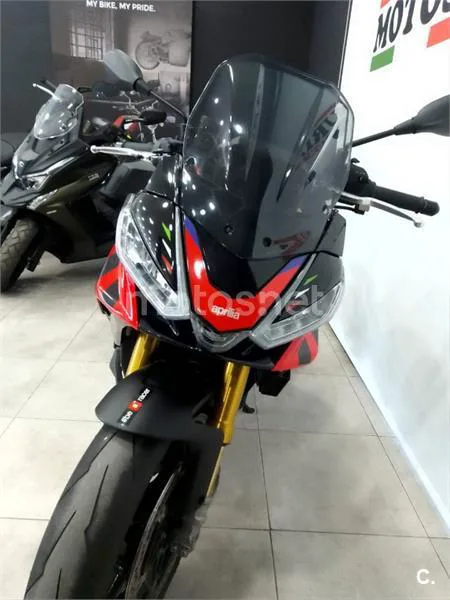 Aprilia Tuono V4 1100 Factory – Vista 3