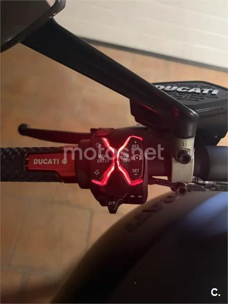Ducati XDiavel - Vista 10