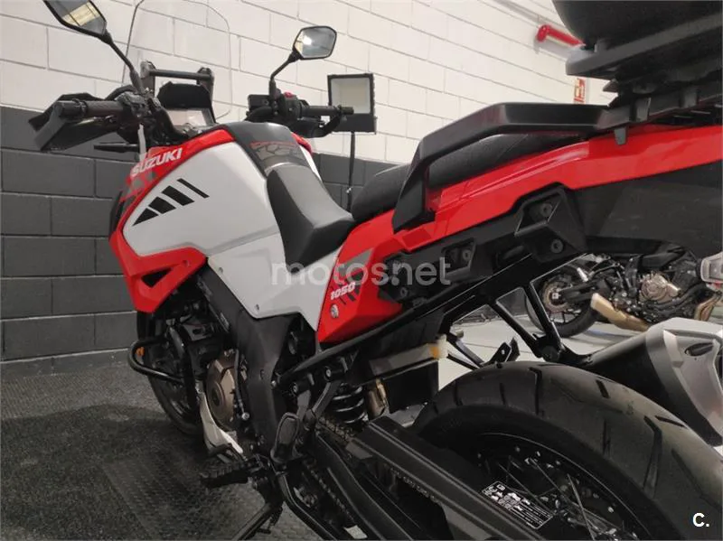 Suzuki V-Strom 1050 – Vista 5