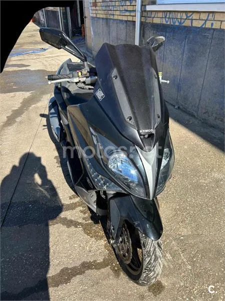 Kymco Xciting 400 – Vista 4
