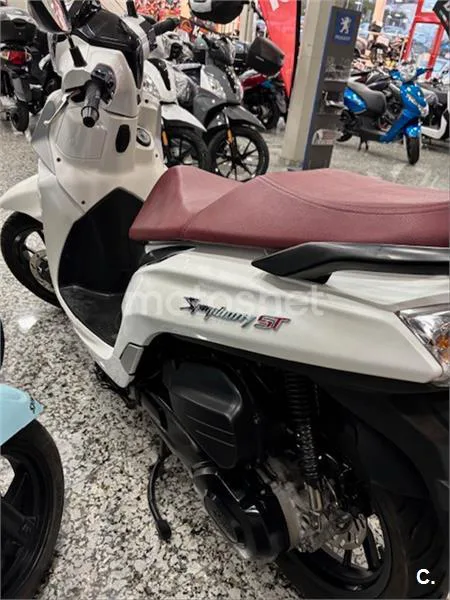 SYM Symphony 125 ST LC – Vista 3