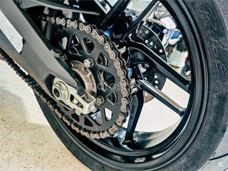 Ducati Monster 797 – Vista 6