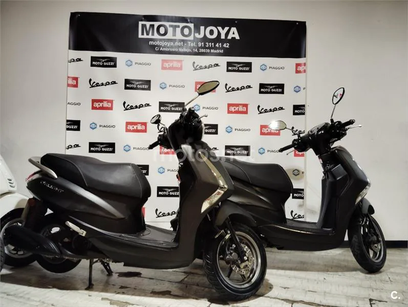 Yamaha D'elight 125 – Vista 3