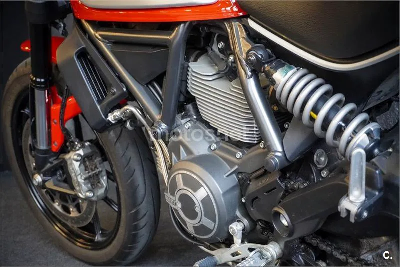 Ducati Scrambler – Vista 15