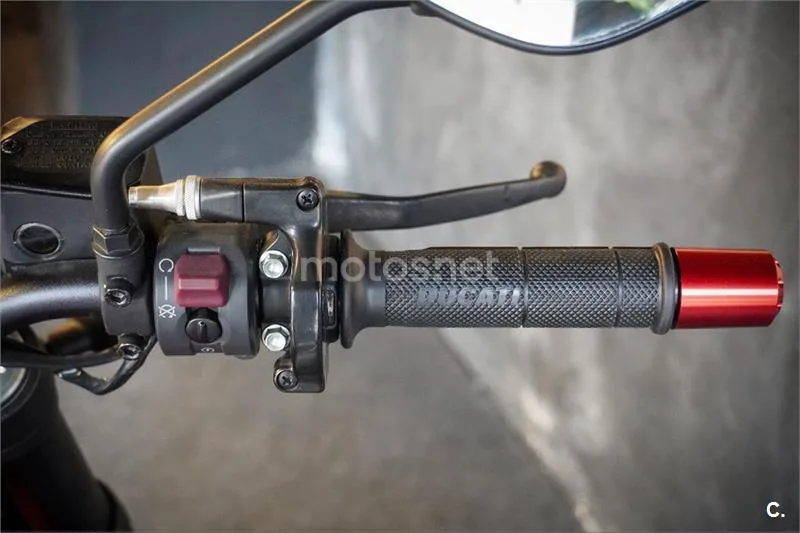 Ducati Scrambler – Vista 18